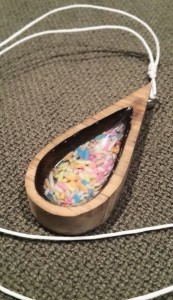 N27 PENDANT Wood & Resin - Colours - Teardrop   